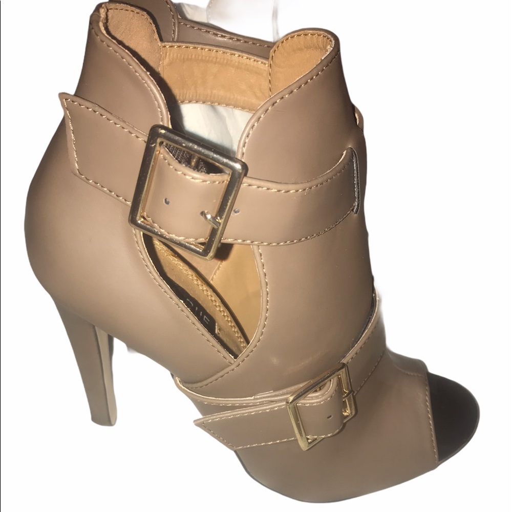 Izabella Rue Peeptoe Booties